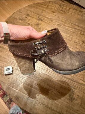 Naturalizer Brown Suede Lace-Accent Clog Mule size 6.5
